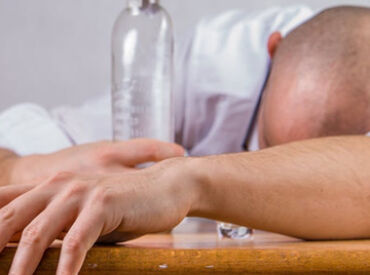 Stress alcohol drinking health male hair loss