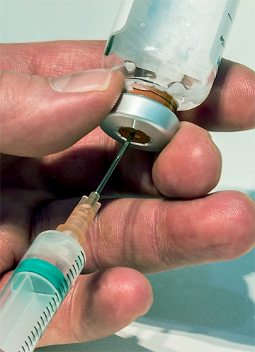 Syringe injection medical