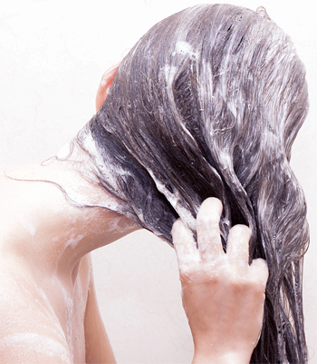Wash Your Hair Straight Away if You Think You Are Having an Allergic Reaction