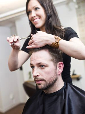 Advice for Men: How To Get A Haircut To Flatter Thinning Hair