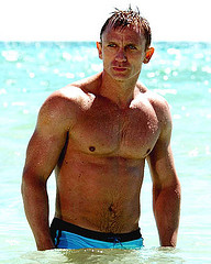 Like all Actors in the Role of Bond Before Him, Daniel Craig, Shows No Signs of Hair Loss